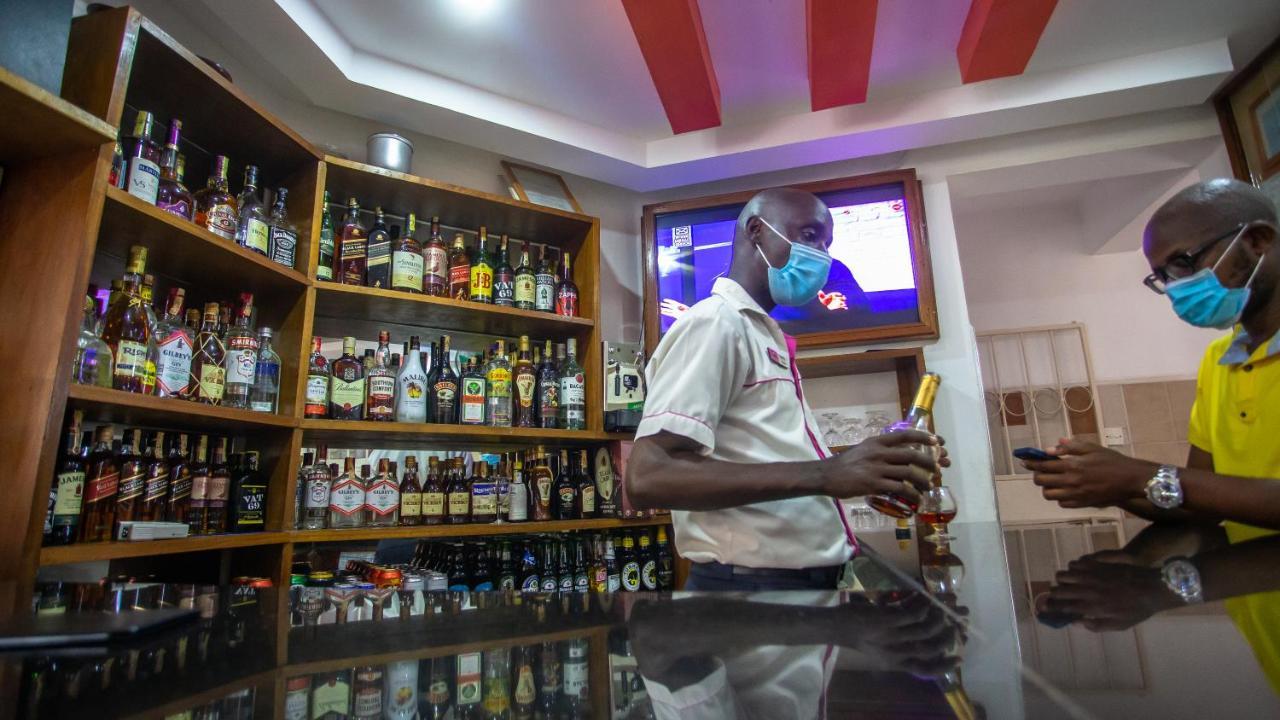 Hotel Windsor-Mombasa Bagian luar foto