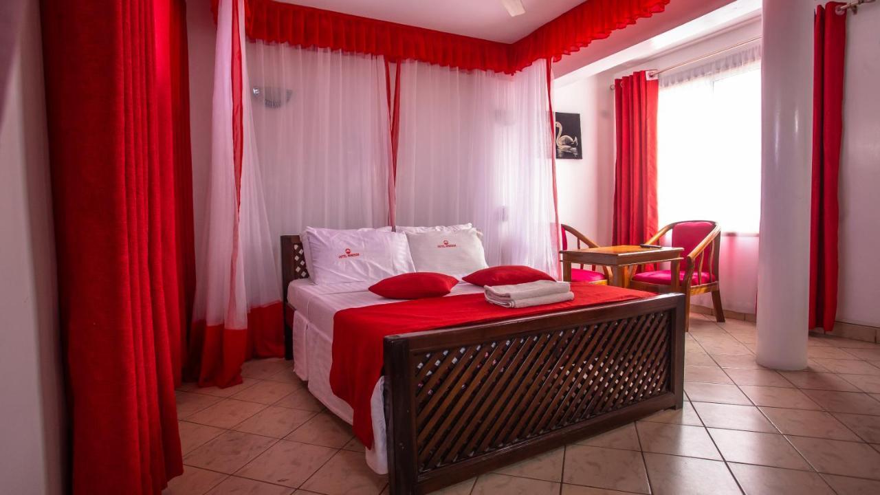 Hotel Windsor-Mombasa Bagian luar foto