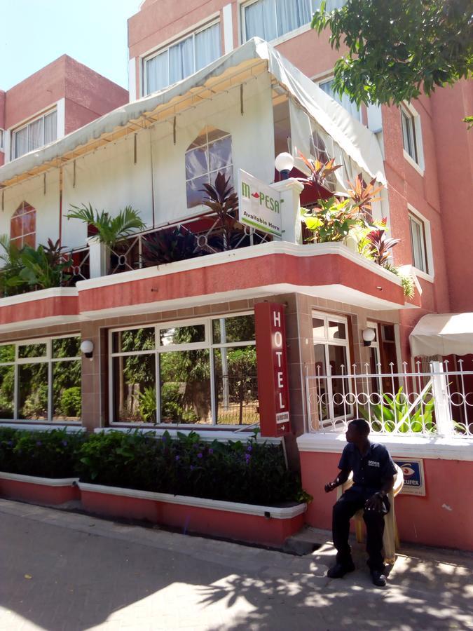 Hotel Windsor-Mombasa Bagian luar foto