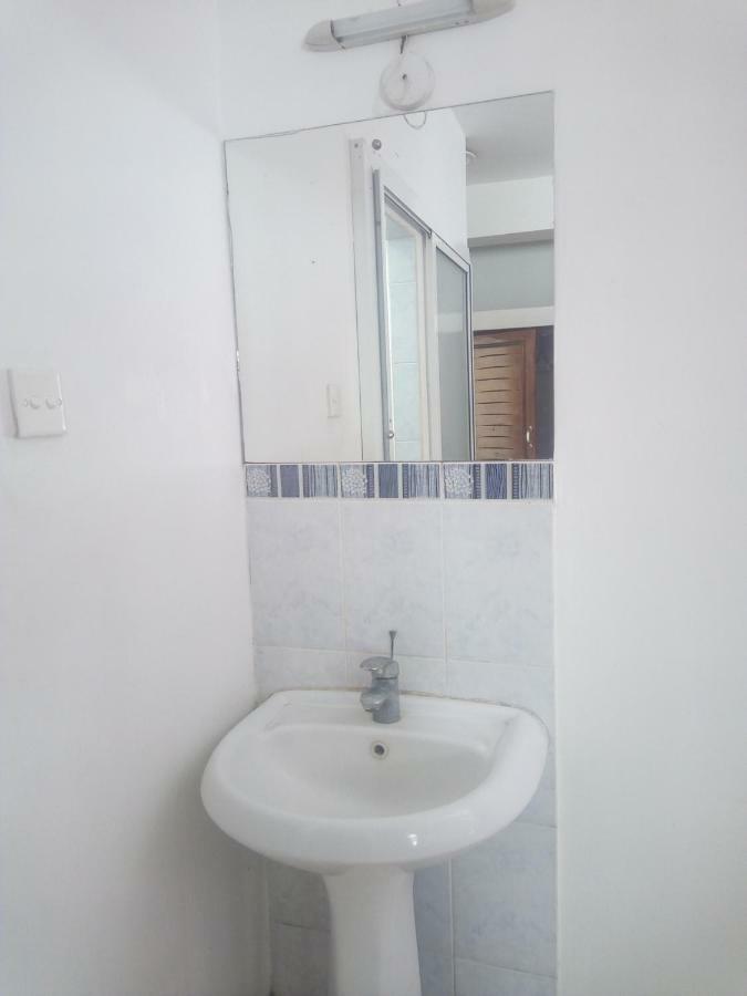 Hotel Windsor-Mombasa Bagian luar foto