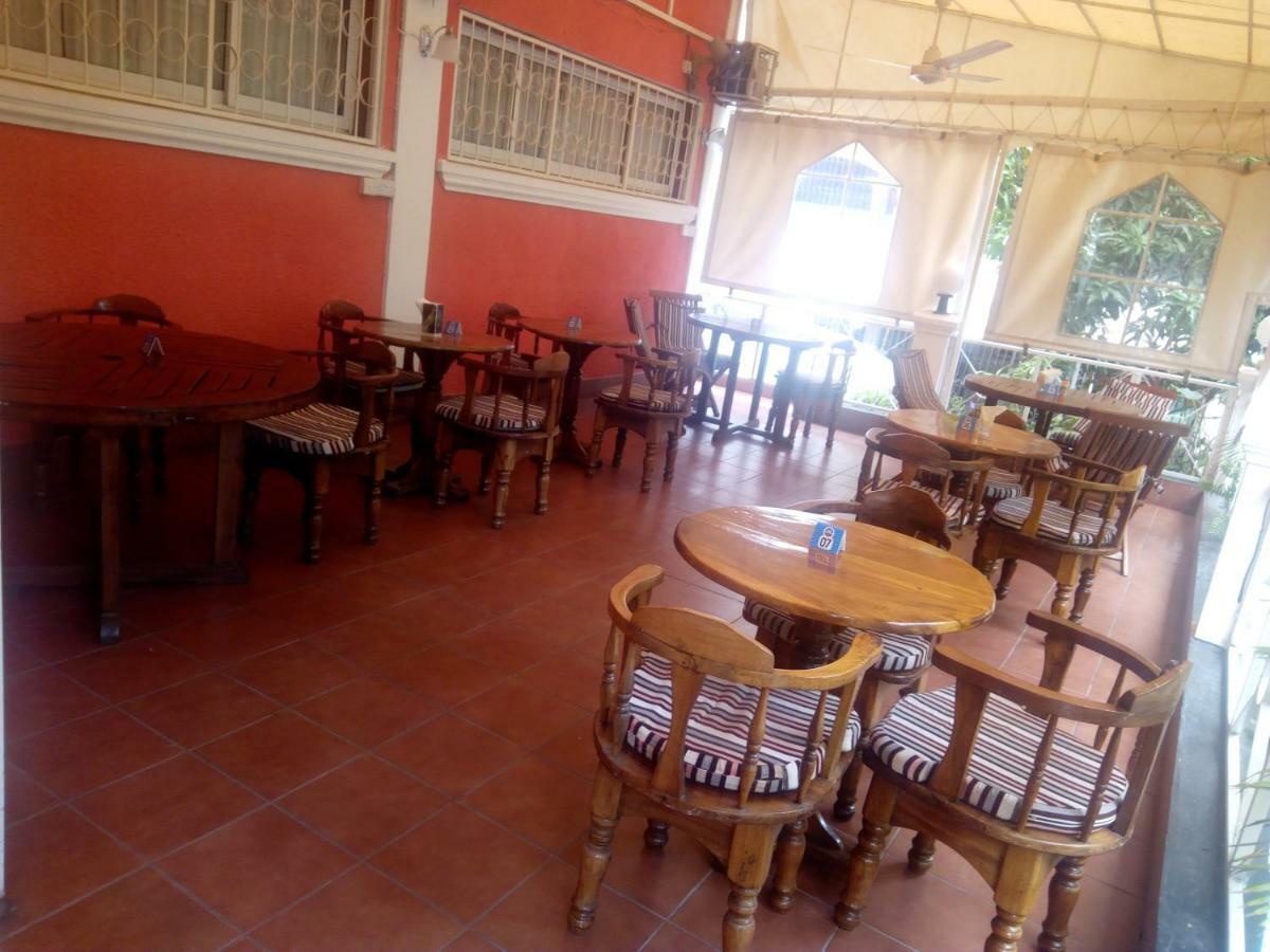 Hotel Windsor-Mombasa Bagian luar foto